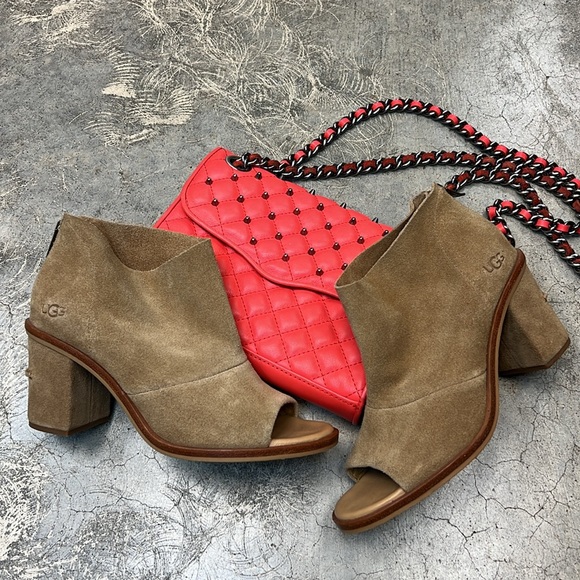 Ugg brand caramel suede ankle booties with peep toe - Picture 2 of 7